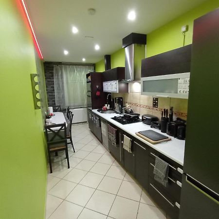 Apartament Venge: Family-Friendly Air-Conditioned Flat with Netflix Wroclaw Exterior photo