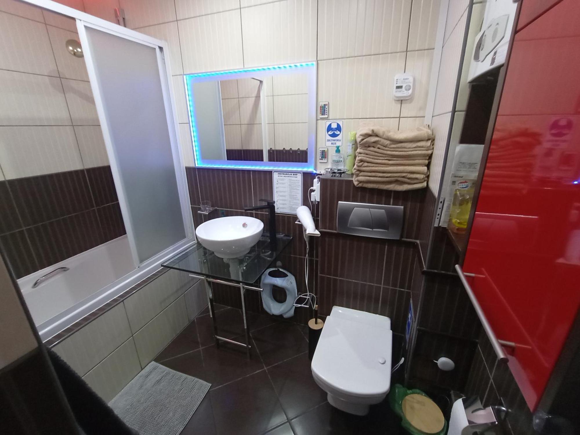 Apartament Venge: Family-Friendly Air-Conditioned Flat with Netflix Wroclaw Exterior photo